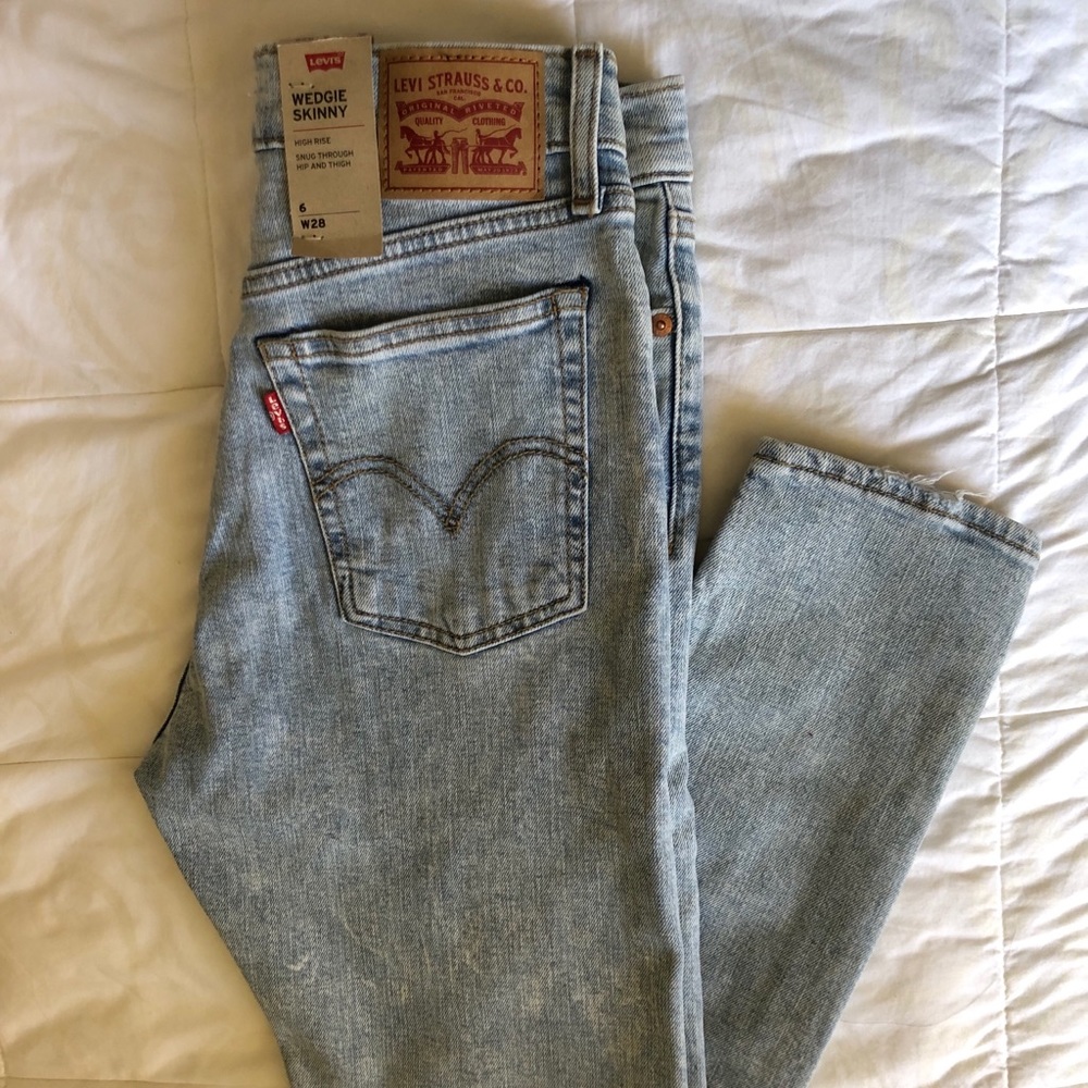 Levi’s Wedgie Skinny Jeans
